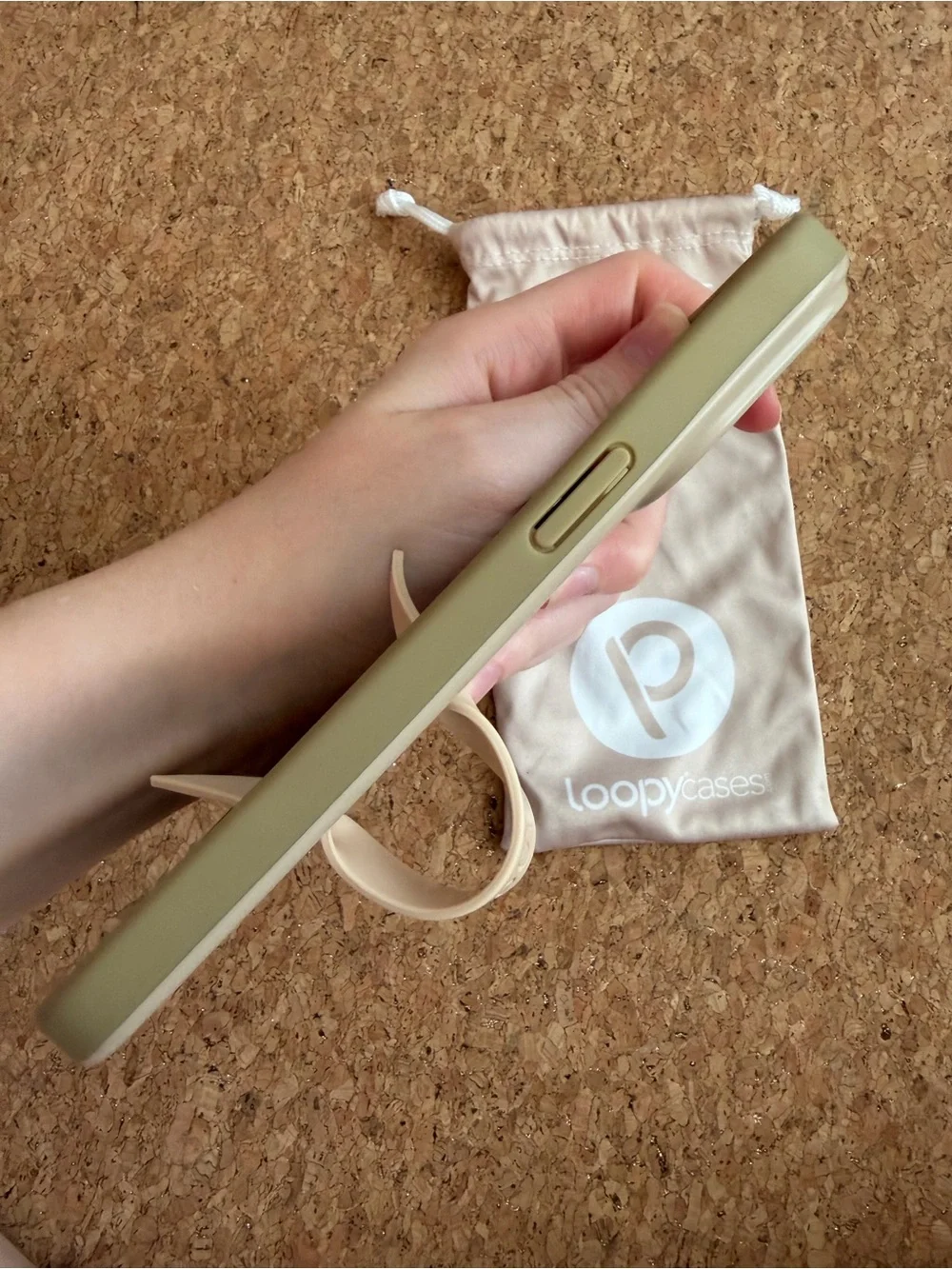 Loopy Case sleek loopy